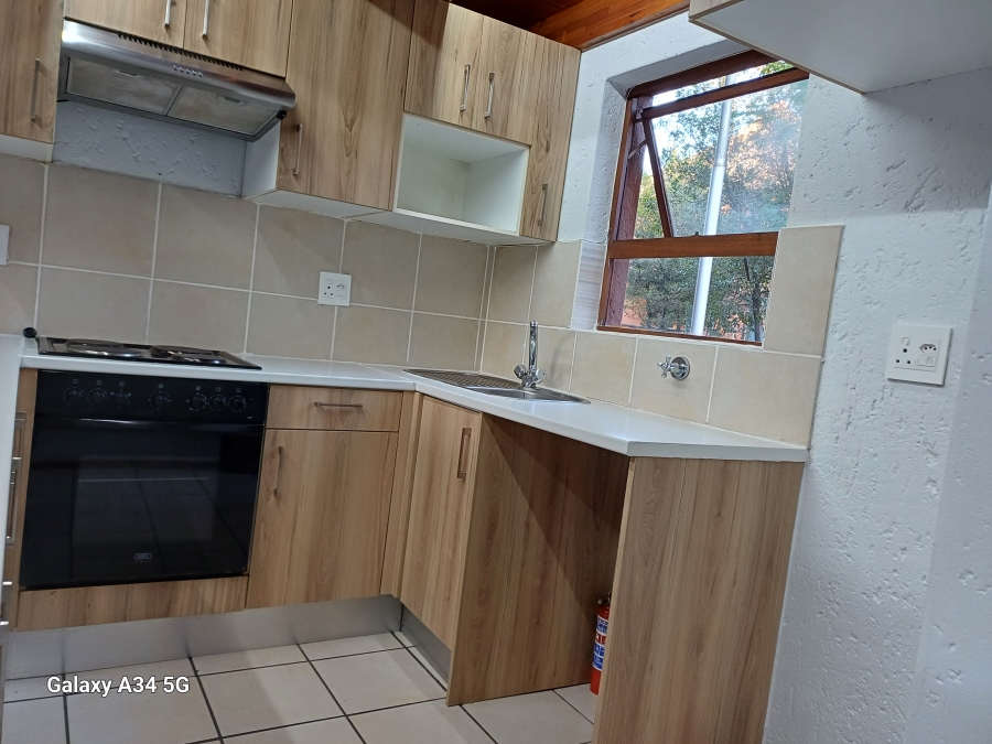1 Bedroom Property for Sale in Sunninghill Gauteng
