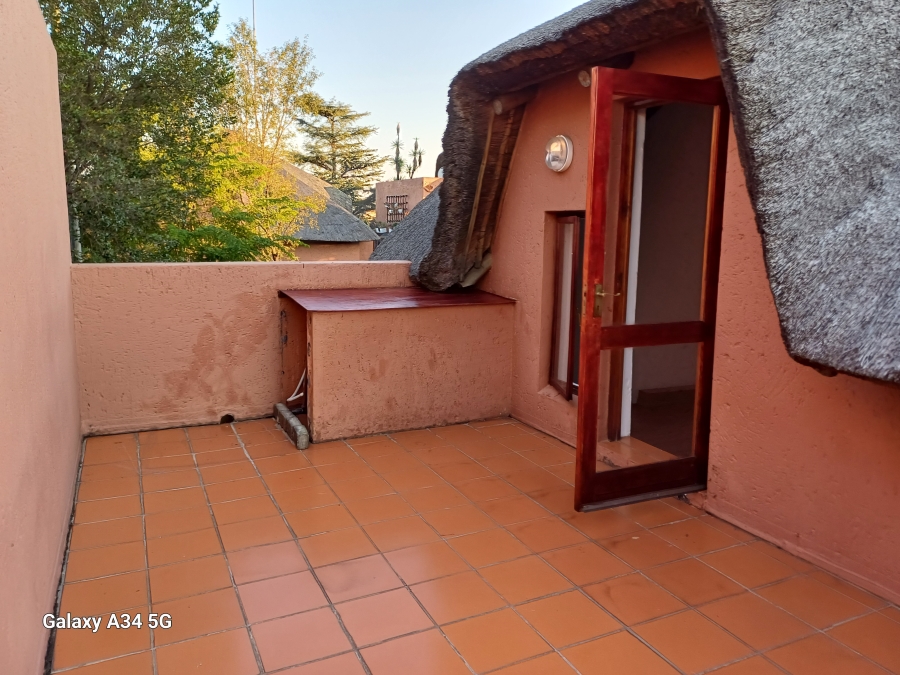 1 Bedroom Property for Sale in Sunninghill Gauteng