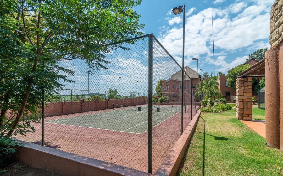 1 Bedroom Property for Sale in Sunninghill Gauteng