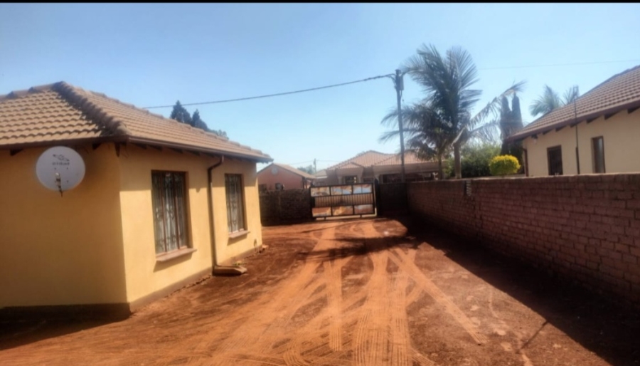2 Bedroom Property for Sale in Soshanguve XX Gauteng
