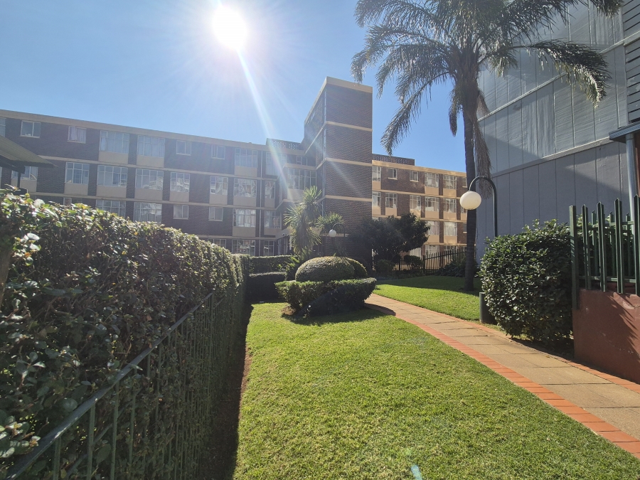 2 Bedroom Property for Sale in Bedford Gardens Gauteng
