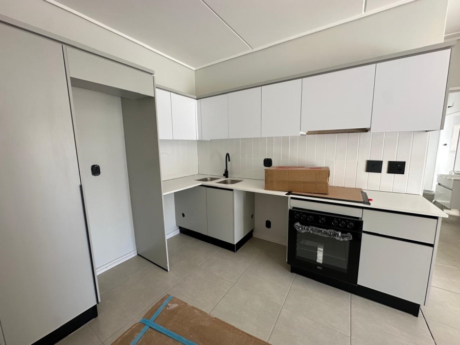 To Let 2 Bedroom Property for Rent in Linbro Park Gauteng