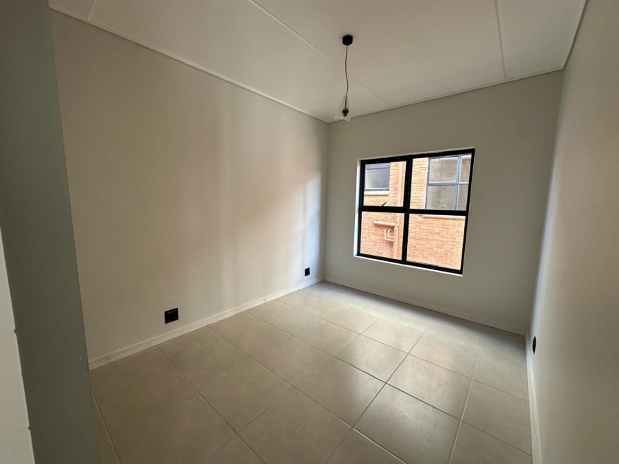 To Let 2 Bedroom Property for Rent in Linbro Park Gauteng