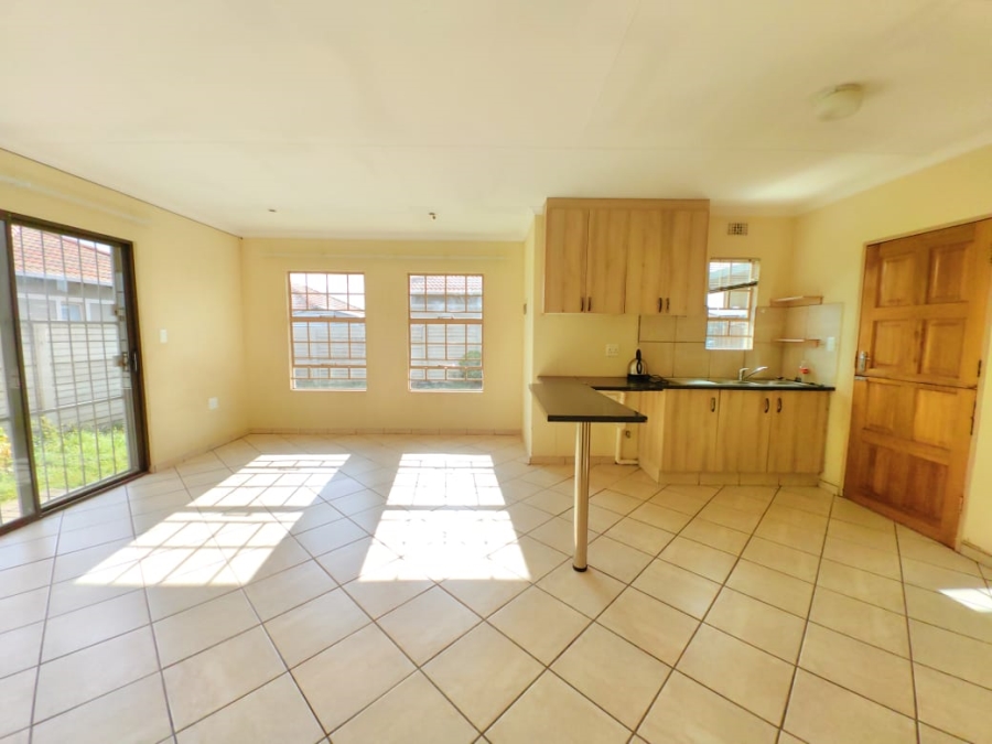 To Let 3 Bedroom Property for Rent in Andeon Gauteng