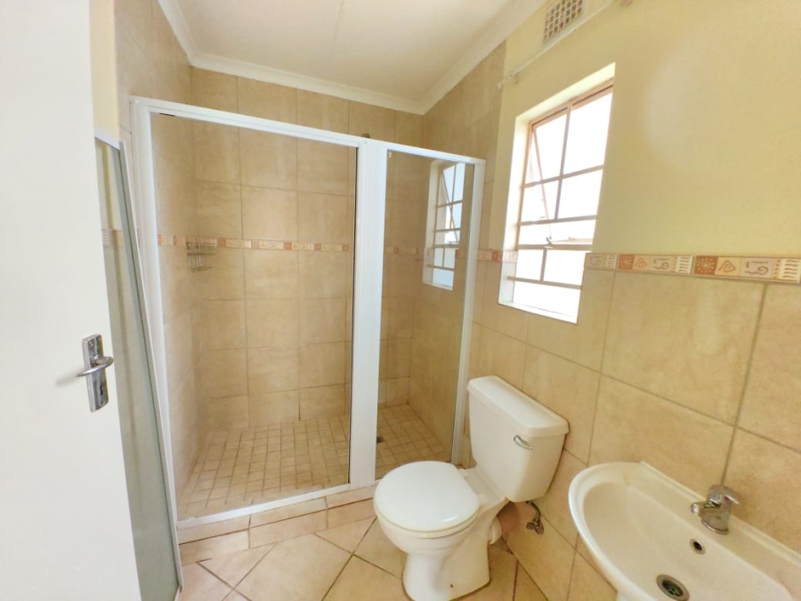 To Let 3 Bedroom Property for Rent in Andeon Gauteng