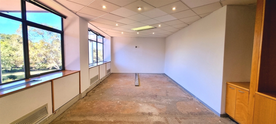 To Let commercial Property for Rent in Woodmead Gauteng