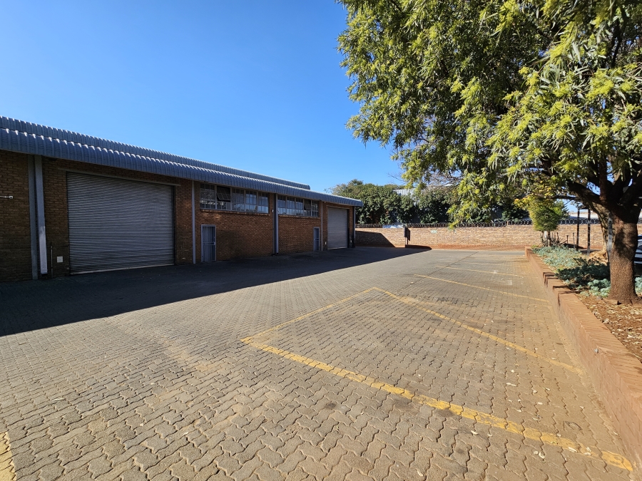 To Let commercial Property for Rent in Hennops Park Industrial Gauteng