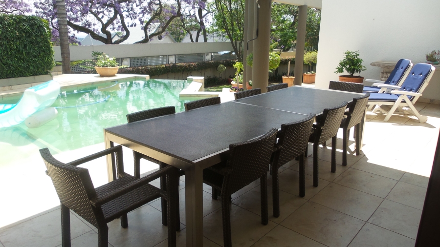 To Let 4 Bedroom Property for Rent in Waterkloof Gauteng