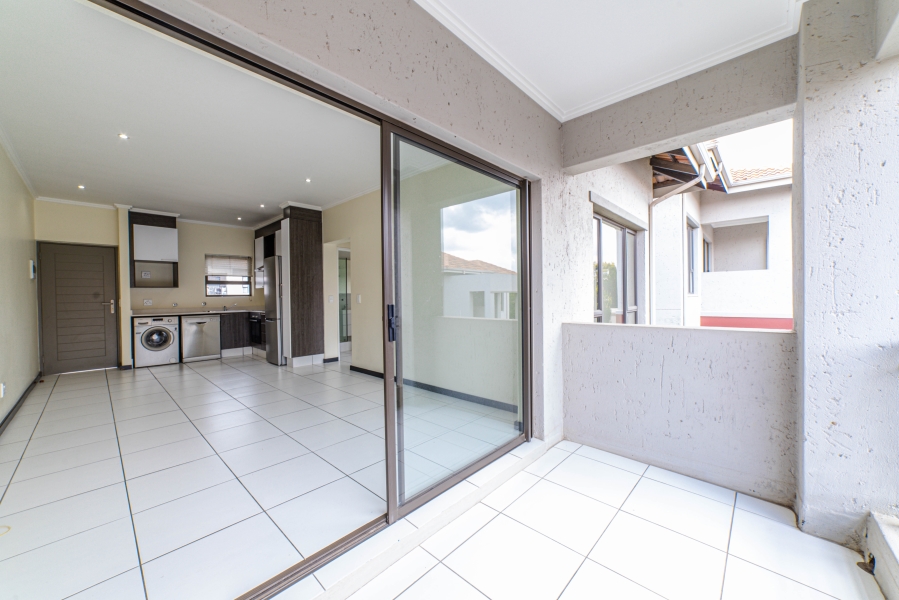 To Let 1 Bedroom Property for Rent in Fourways Gauteng