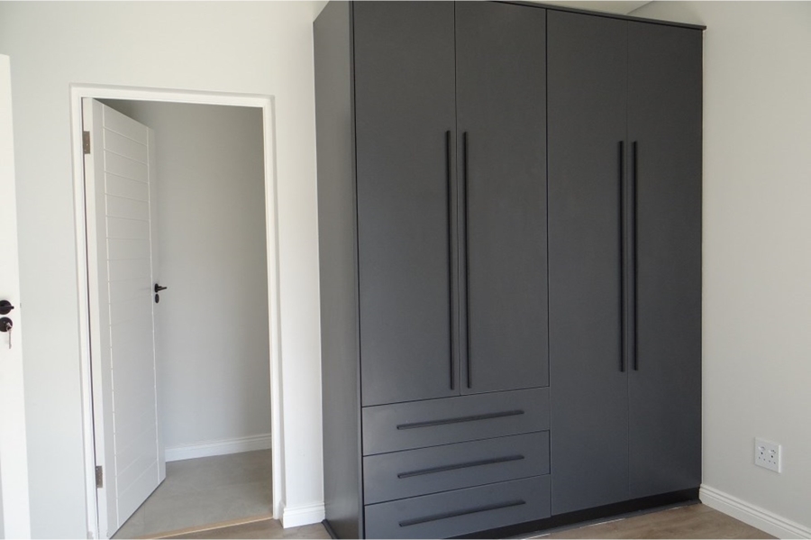 4 Bedroom Property for Sale in Clayville Gauteng