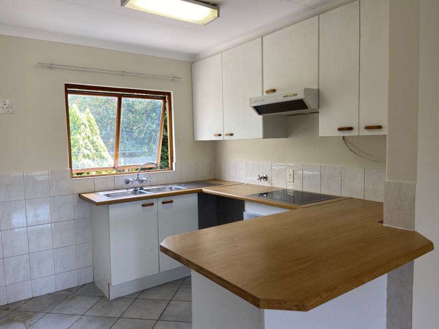2 Bedroom Property for Sale in Robindale Gauteng
