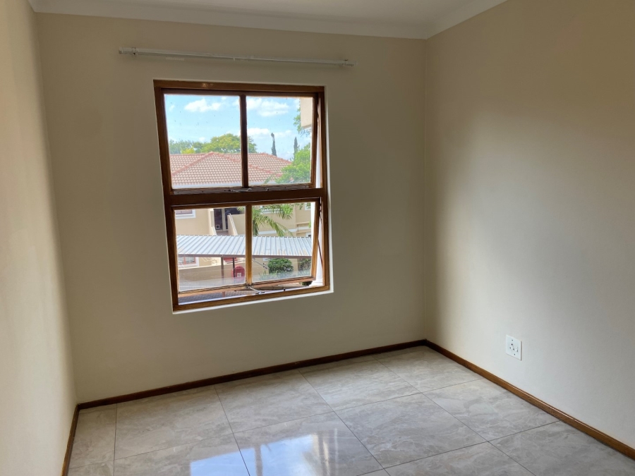 2 Bedroom Property for Sale in Robindale Gauteng