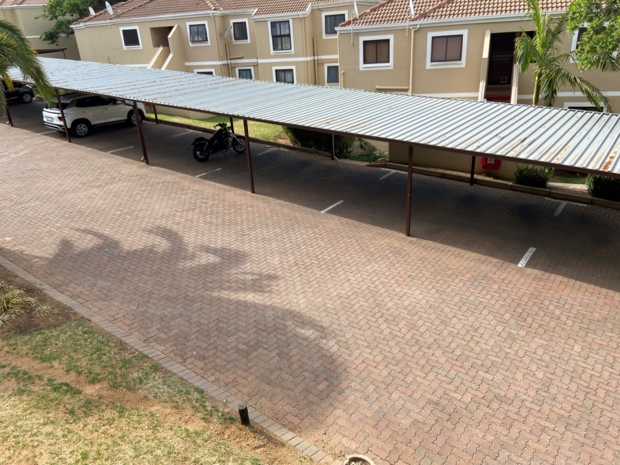 2 Bedroom Property for Sale in Robindale Gauteng