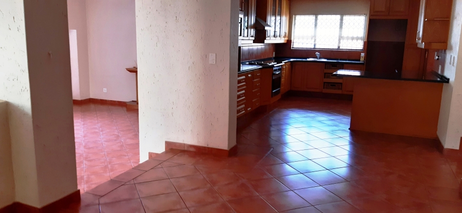 To Let 2 Bedroom Property for Rent in Waterkloof Ridge Gauteng