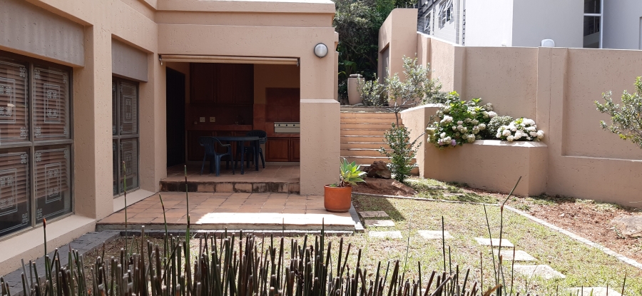 To Let 2 Bedroom Property for Rent in Waterkloof Ridge Gauteng
