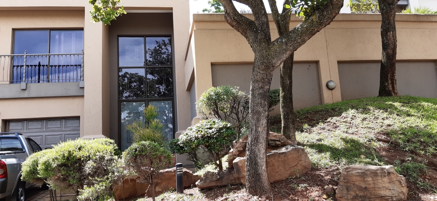 To Let 2 Bedroom Property for Rent in Waterkloof Ridge Gauteng