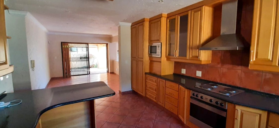 To Let 3 Bedroom Property for Rent in Waterkloof Ridge Gauteng