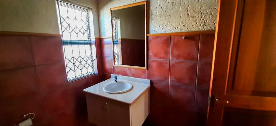 To Let 3 Bedroom Property for Rent in Waterkloof Ridge Gauteng
