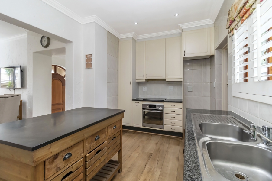 3 Bedroom Property for Sale in Lonehill Gauteng