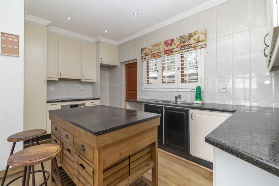 3 Bedroom Property for Sale in Lonehill Gauteng