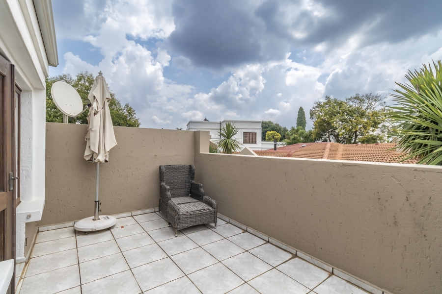 3 Bedroom Property for Sale in Lonehill Gauteng
