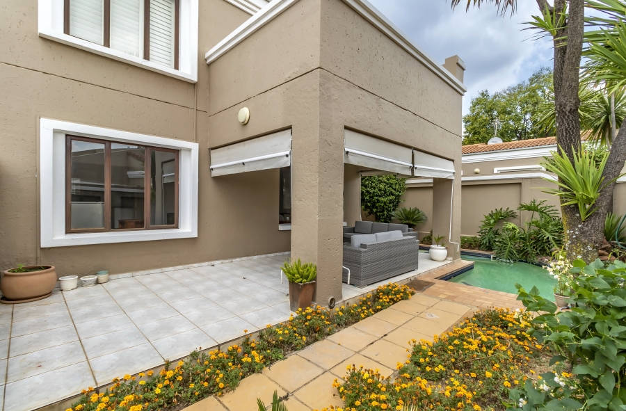 3 Bedroom Property for Sale in Lonehill Gauteng