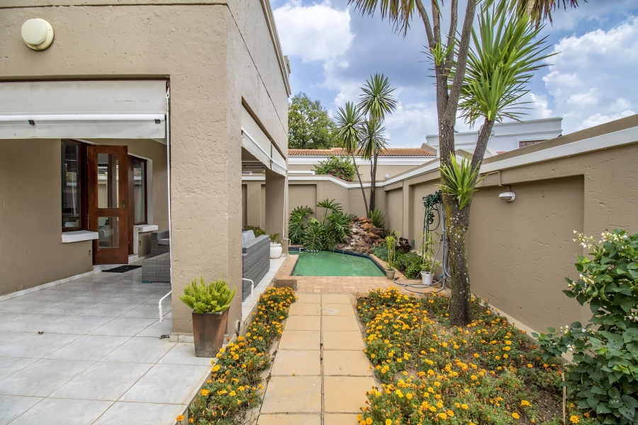 3 Bedroom Property for Sale in Lonehill Gauteng