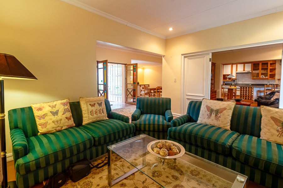 5 Bedroom Property for Sale in Waterkloof Ridge Gauteng