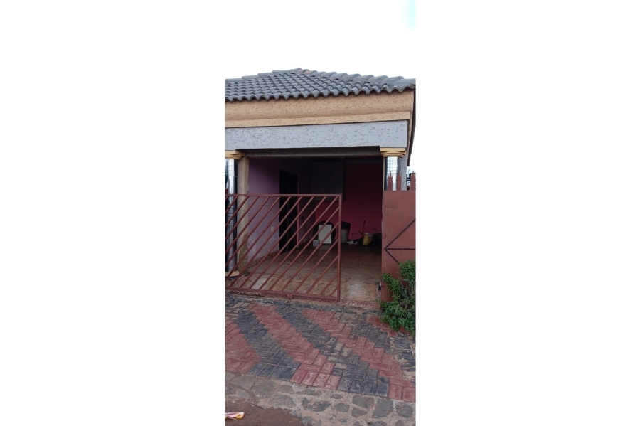 3 Bedroom Property for Sale in Daveyton Gauteng