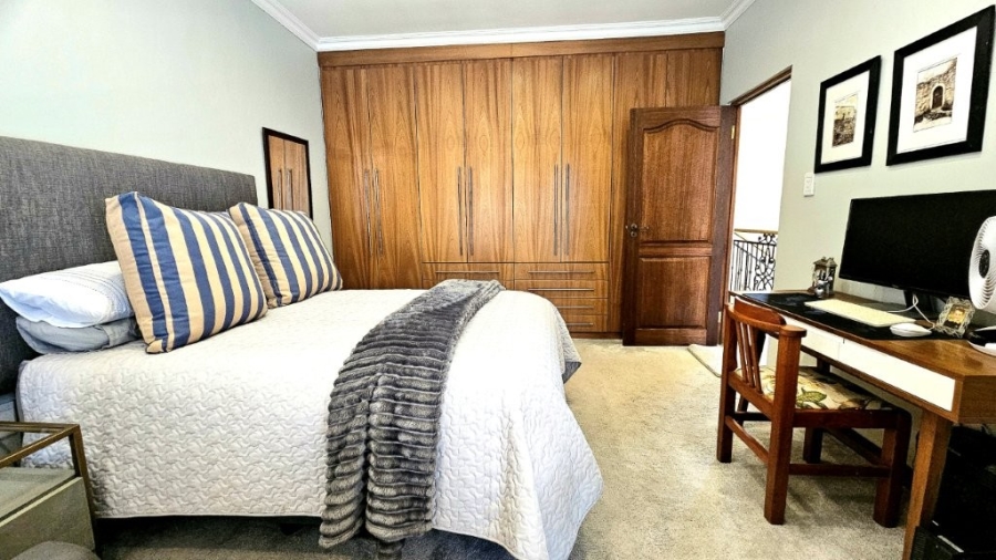 3 Bedroom Property for Sale in Midfield Estate Gauteng