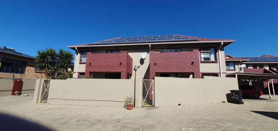 2 Bedroom Property for Sale in New Market Park Gauteng