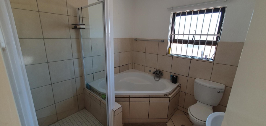 2 Bedroom Property for Sale in New Market Park Gauteng