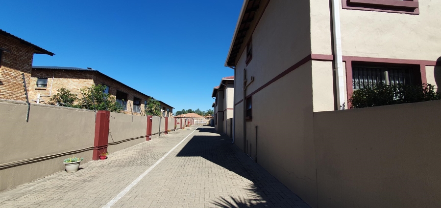 2 Bedroom Property for Sale in New Market Park Gauteng