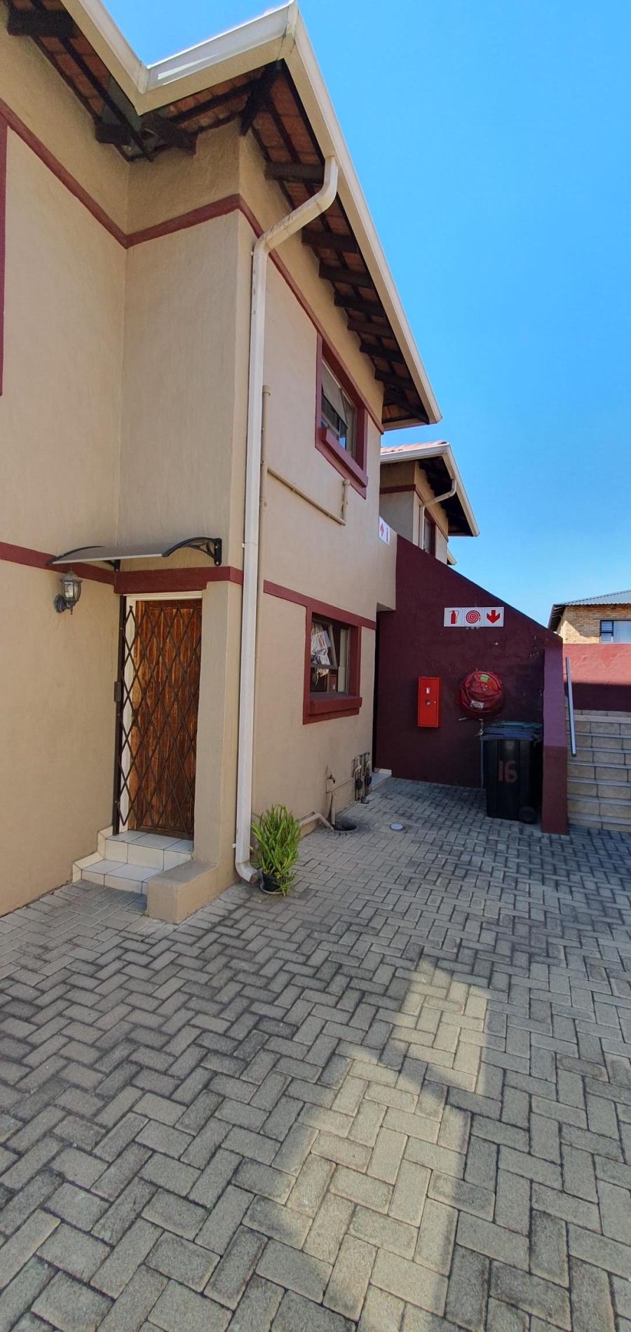 2 Bedroom Property for Sale in New Market Park Gauteng
