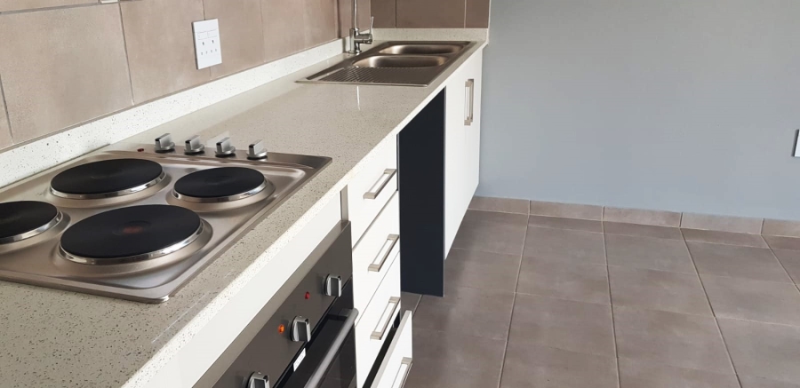 To Let 1 Bedroom Property for Rent in Groblerpark Gauteng