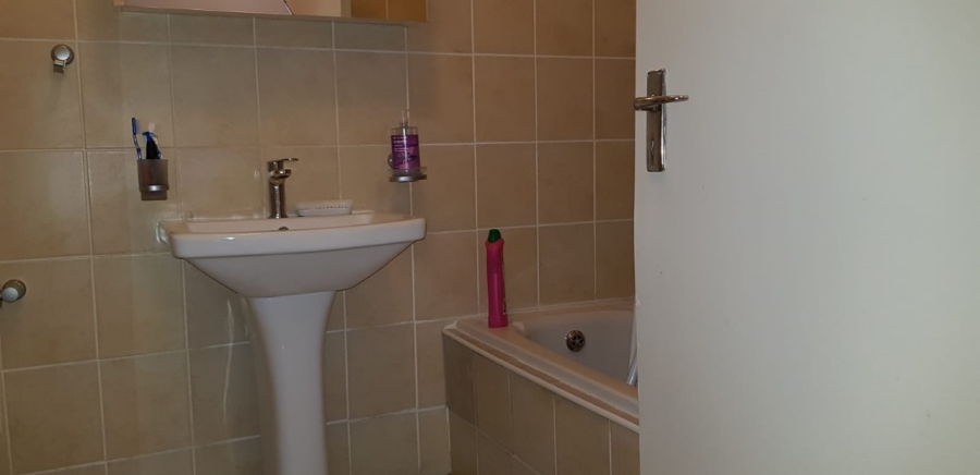 2 Bedroom Property for Sale in Northwold Gauteng