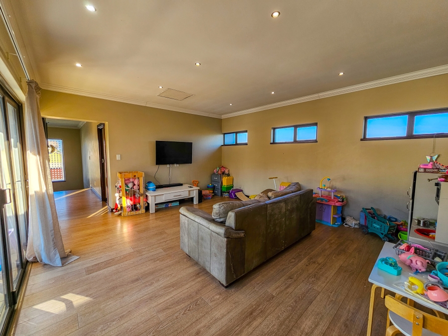 3 Bedroom Property for Sale in Midlands Estate Gauteng
