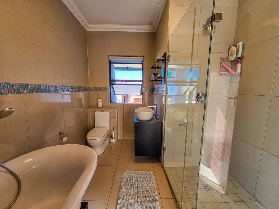3 Bedroom Property for Sale in Midlands Estate Gauteng