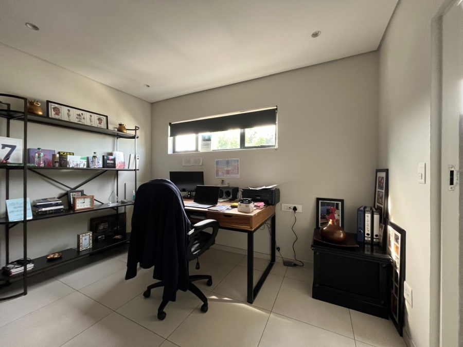 To Let 4 Bedroom Property for Rent in Morningside Gauteng