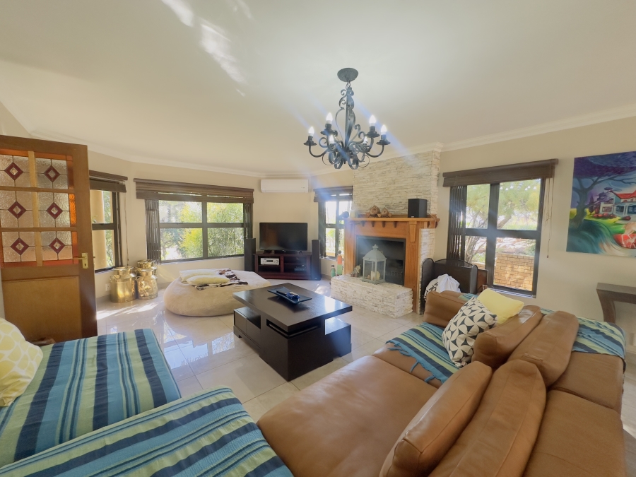 5 Bedroom Property for Sale in Blue Saddle Ranches Gauteng