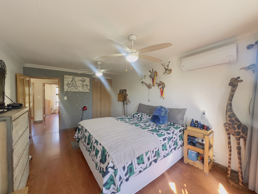 5 Bedroom Property for Sale in Blue Saddle Ranches Gauteng