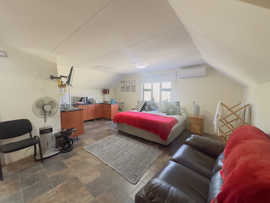 5 Bedroom Property for Sale in Blue Saddle Ranches Gauteng