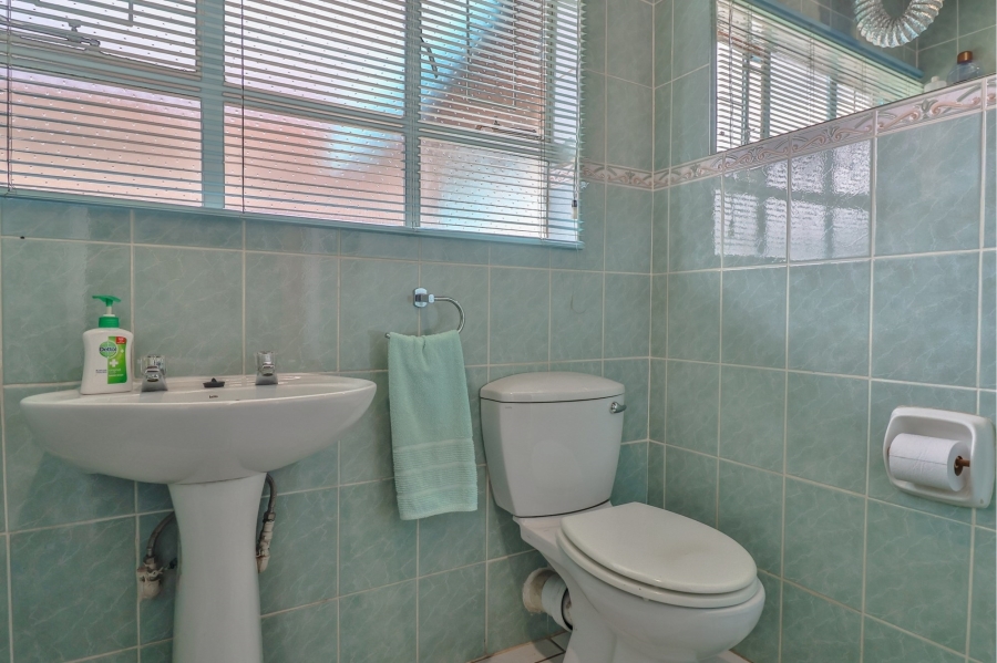 4 Bedroom Property for Sale in Wierda Park Gauteng