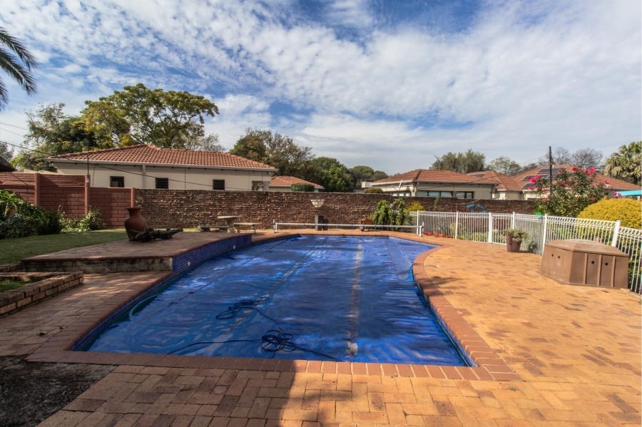 4 Bedroom Property for Sale in Wierda Park Gauteng