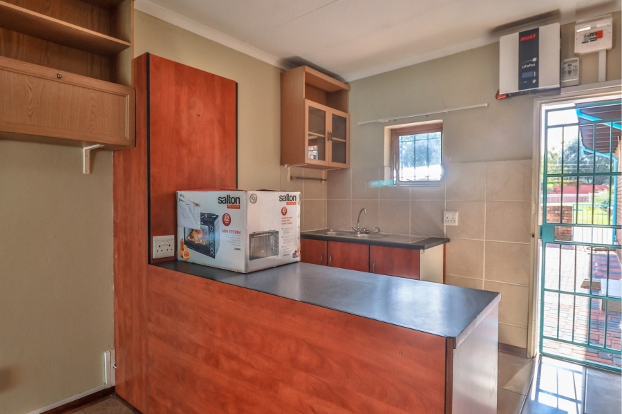 4 Bedroom Property for Sale in Wierda Park Gauteng