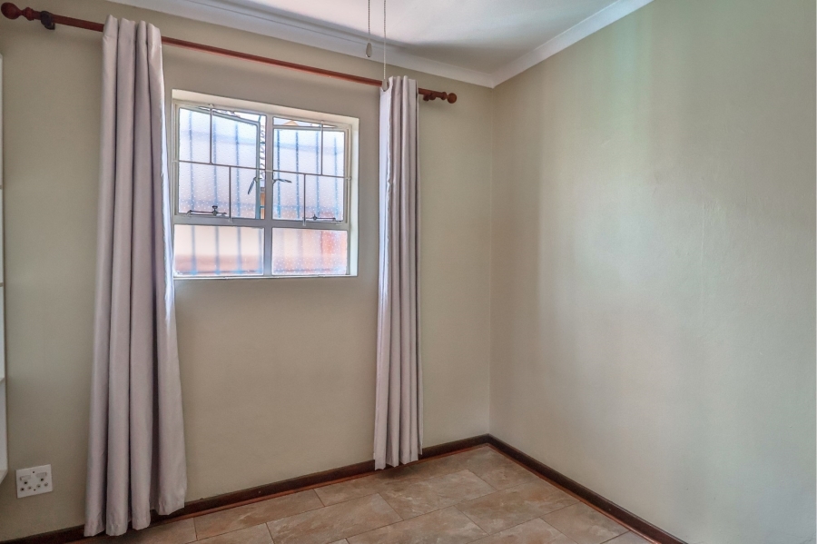4 Bedroom Property for Sale in Wierda Park Gauteng