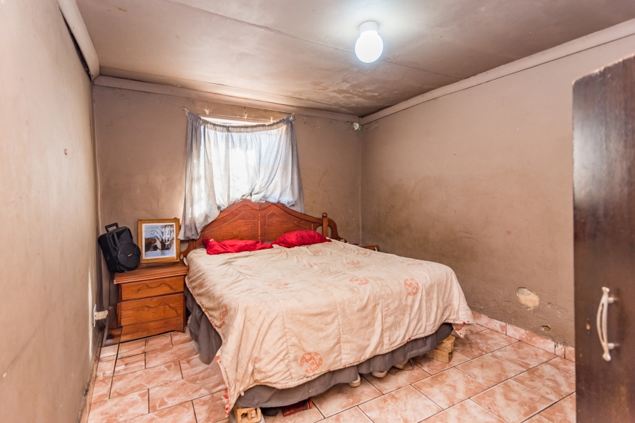 2 Bedroom Property for Sale in Emdeni Gauteng