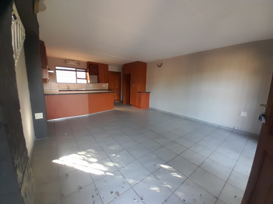 To Let 2 Bedroom Property for Rent in Three Rivers Gauteng