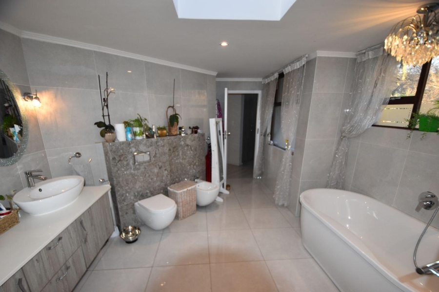3 Bedroom Property for Sale in Bedfordview Gauteng