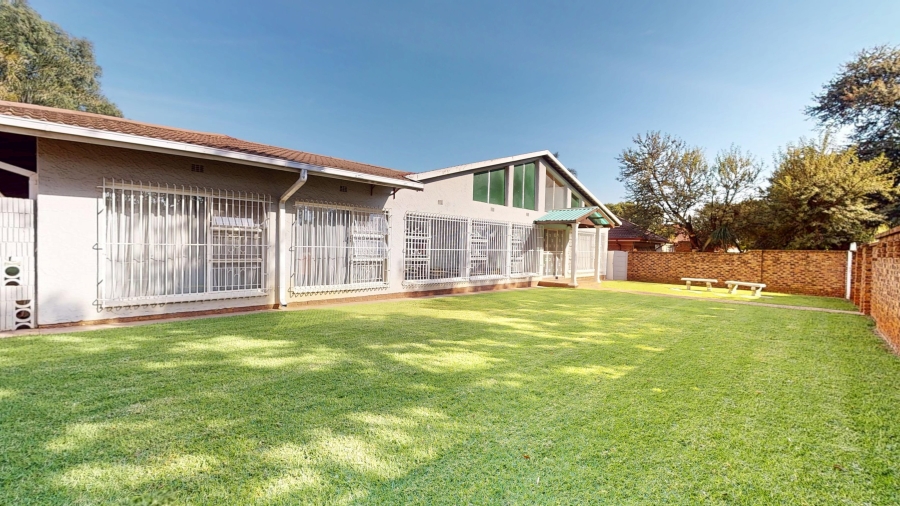 5 Bedroom Property for Sale in Parkrand Gauteng